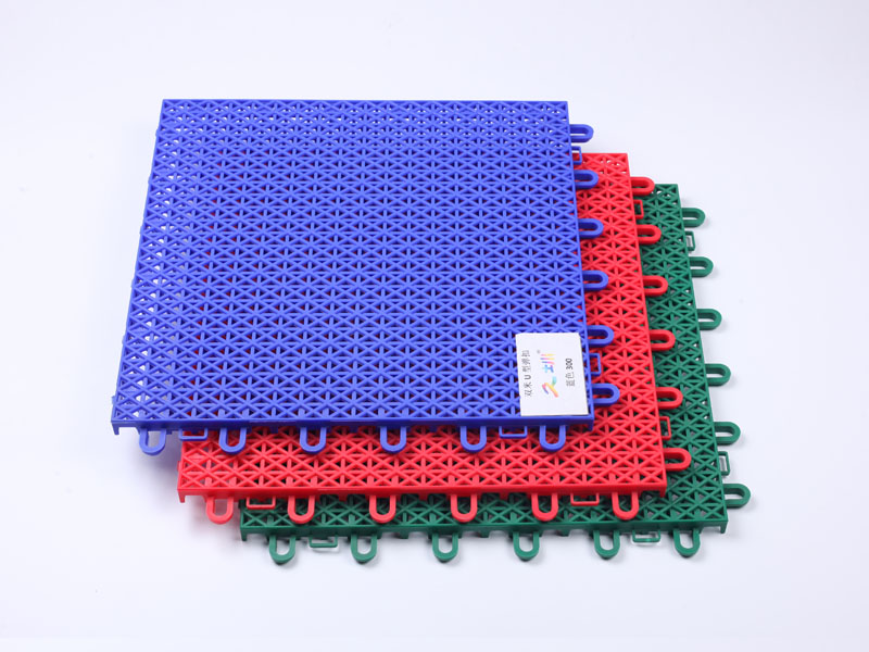 幼兒園懸浮式拼裝地板 跑道運動場比賽訓(xùn)練戶外塑料懸浮地板廠家